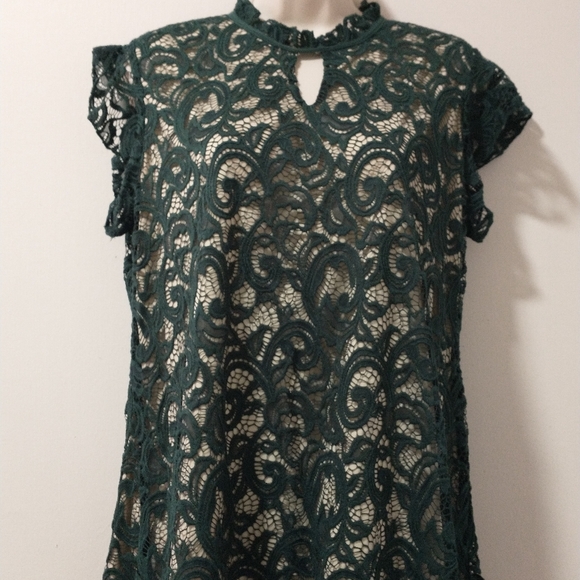 FREE SHIPPING! Large Sleeveless green lace over gold top by Per Seption Concept - Picture 8 of 8